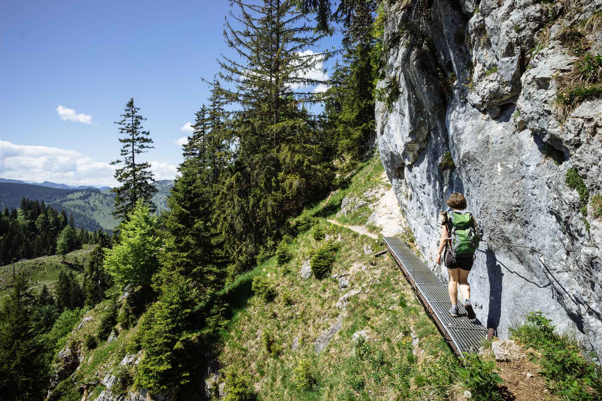 xeupz5yvryno5yqn